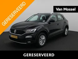 Zwart Gebruikt 2021 VW T-Roc Business SUV | € 23.900 (Goede deal)