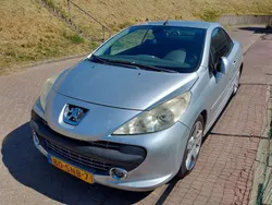 Zilver Gebruikt 2007 Peugeot 207 CC Cabriolet | € 2.350