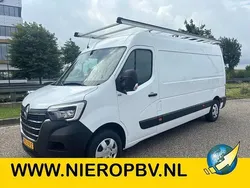 Wit Gebruikt 2021 Renault Master Van | € 16.500