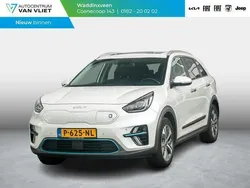 Wit Gebruikt 2022 Kia e-Niro 3 SUV | € 26.195 (Super prijs)