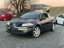 Grijs Gebruikt 2006 Renault Mégane Cabriolet Authentique Cabriolet | € 4.490