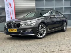 Bruin, metallic lak Gebruikt 2016 BMW 730 Executive Sedan | € 38.499 (Iets duurder)