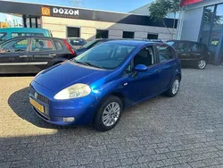 Blauw Gebruikt 2009 Fiat Grande Punto Lusso Hatchback | € 2.949 (Eerlijke prijs)