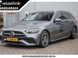 Grijs, metallic lak Gebruikt 2022 Mercedes C180 AMG line Stationwagen | € 39.750 (Eerlijke prijs)
