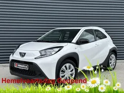 Wit Gebruikt 2023 Toyota Aygo Play Hatchback | € 15.945 (Goede deal)