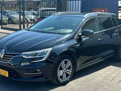 Zwart Gebruikt 2021 Renault Mégane GrandTour Intens Stationwagen | € 16.488 (Eerlijke prijs)