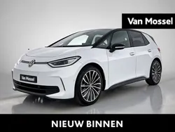 Wit Nieuw 2025 VW ID.3 Pro Hatchback | € 39.200 (Eerlijke prijs)