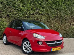 Rood, metallic lak Gebruikt 2019 Opel Adam Glam Hatchback | € 10.890 (Eerlijke prijs)