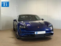 Blauw Gebruikt 2022 Porsche Taycan Sport Sedan | € 56.900 (Super prijs)