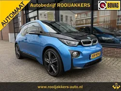 Blauw Gebruikt 2016 BMW i3 Executive Hatchback | € 12.950 (Eerlijke prijs)