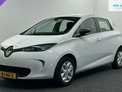 Wit Gebruikt 2017 Renault Zoe Life Hatchback | € 999.999