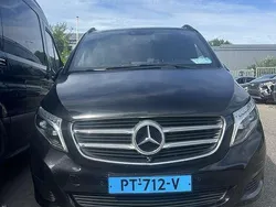 Zwart Gebruikt 2017 Mercedes V250 MPV | € 24.750