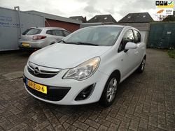 Wit Gebruikt 2012 Opel Corsa Edition Hatchback | € 2.650 (Eerlijke prijs)