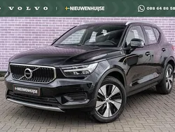 Zwart, metallic lak Gebruikt 2021 Volvo XC40 Momentum SUV | € 28.499 (Goede deal)