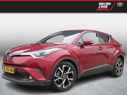 Rood Gebruikt 2019 Toyota C-HR Style SUV | € 20.450 (Eerlijke prijs)