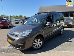 Beige Gebruikt 2017 Citroën Berlingo XTR MPV | € 14.500 (Duur)