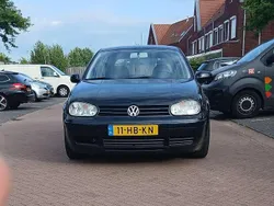 Blauw Gebruikt 2001 VW Golf IV Trendline Hatchback | € 1.000 (Eerlijke prijs)