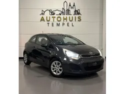 Grijs Gebruikt 2012 Kia Rio Comfort Hatchback | € 4.990 (Eerlijke prijs)