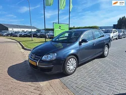 Grijs Gebruikt 2006 VW Jetta Comfortline Sedan | € 2.499 (Eerlijke prijs)