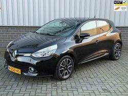 Zwart Gebruikt 2015 Renault Clio IV Dynamique Hatchback | € 8.249 (Eerlijke prijs)