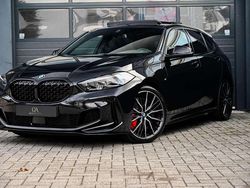 Zwart Gebruikt 2022 BMW M135 M Performance Hatchback | € 46.500 (Iets duurder)