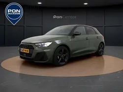 Groen, metallic lak Gebruikt 2025 Audi A1 Sportback S-Line Hatchback | € 33.950 (Duur)