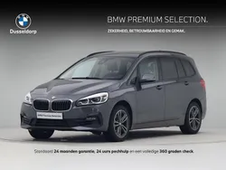 Grijs Gebruikt 2022 BMW 216 Sport Line Stationwagen | € 22.950 (Eerlijke prijs)