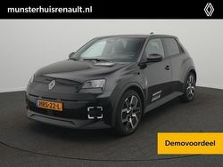 Zwart metallic Gebruikt 2025 Renault R5 Urban Hatchback | € 29.250