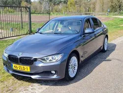 Grijs Gebruikt 2013 BMW 320 Sedan | € 11.000 (Eerlijke prijs)