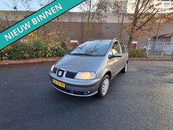 Grijs Gebruikt 2005 Seat Alhambra Reference MPV | € 1.999 (Eerlijke prijs)