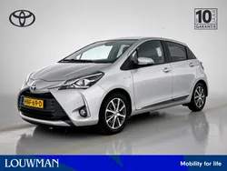 Grijs Gebruikt 2020 Toyota Yaris Hybrid Limited Hatchback | € 17.945 (Goede deal)