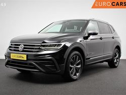 Zwart Gebruikt 2022 VW Tiguan Life SUV | € 35.490 (Eerlijke prijs)