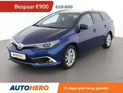 Blauw Gebruikt 2015 Toyota Auris Hybrid Comfort Stationwagen | € 14.749 (Iets duurder)