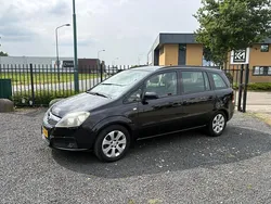Zwart Gebruikt 2008 Opel Zafira MPV | € 1.495 (Goede deal)