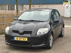Zwart Gebruikt 2008 Toyota Auris Hatchback | € 4.950 (Eerlijke prijs)