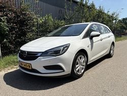 Wit Gebruikt 2019 Opel Astra Edition Stationwagen | € 6.250 (Goede deal)