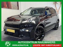 Zwart Gebruikt 2023 Lynk & Co 01 SUV | € 25.940 (Eerlijke prijs)