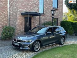 Grijs Gebruikt 2021 BMW 330e Executive Stationwagen | € 28.800 (Super prijs)