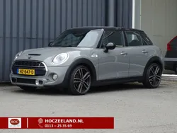 Hatchback Gebruikt 2016 Mini Cooper Business Hatchback | € 13.945 (Super prijs)