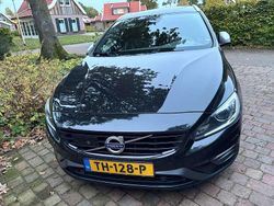 Zwart Gebruikt 2018 Volvo V60 Business Edition Stationwagen | € 17.500 (Super prijs)