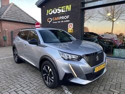 Grijs Gebruikt 2023 Peugeot 2008 Allure SUV | € 22.450 (Goede deal)
