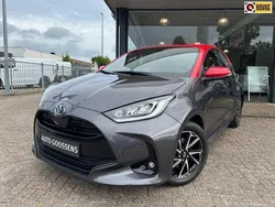 Grijs Gebruikt 2021 Toyota Yaris Hatchback | € 21.995 (Eerlijke prijs)