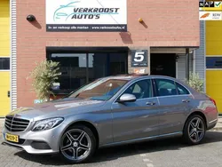 Grijs, metallic lak Gebruikt 2015 Mercedes C180 Prestige Sedan | € 18.450 (Goede deal)
