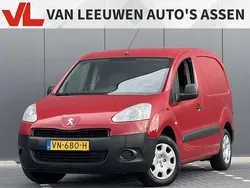 Rood Gebruikt 2015 Peugeot Partner MPV | € 4.748 (Eerlijke prijs)
