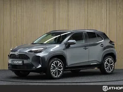 Grijs Gebruikt 2025 Toyota Yaris Cross Executive SUV | € 35.950