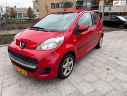 Rood Gebruikt 2009 Peugeot 107 Hatchback | € 1.999 (Goede deal)
