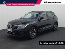Zwart Gebruikt 2021 VW Tiguan Life SUV | € 27.440 (Super prijs)