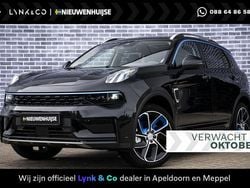 Zwart Gebruikt 2023 Lynk & Co 01 SUV | € 28.694 (Eerlijke prijs)