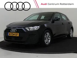 Zwart Gebruikt 2022 Audi A1 Sportback Proline Hatchback | € 19.950 (Goede deal)