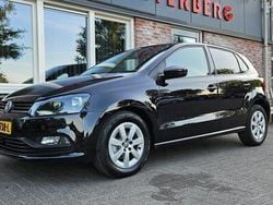 Zwart Gebruikt 2015 VW Polo Comfortline Hatchback | € 7.450 (Goede deal)
